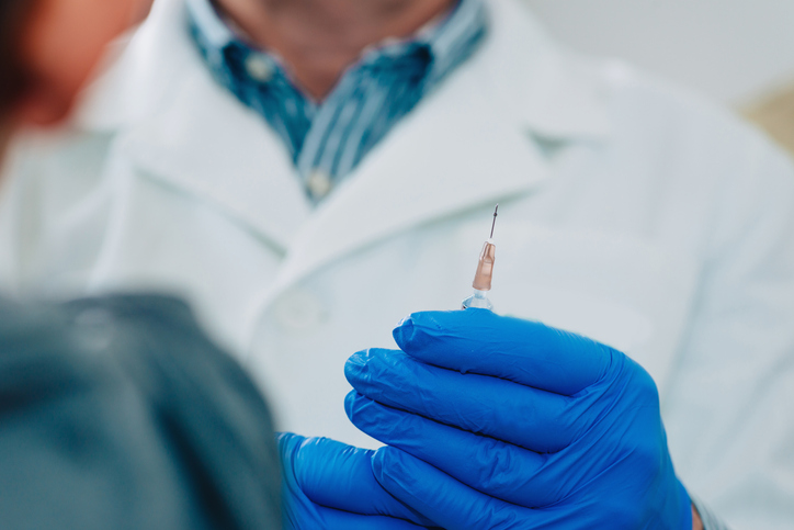 Lazio vaccino antinfluenzale obbligatorio per gli over 65